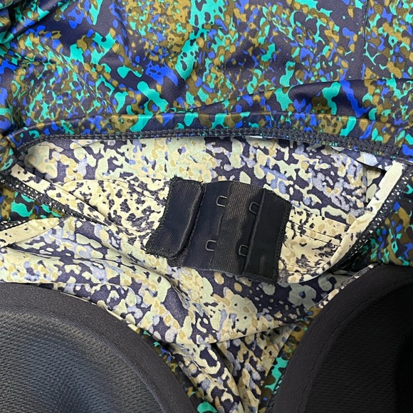 NWT Miraclesuit | Basilisk Plunge Underwire Tankini Top 34DD - Picture 10 of 10